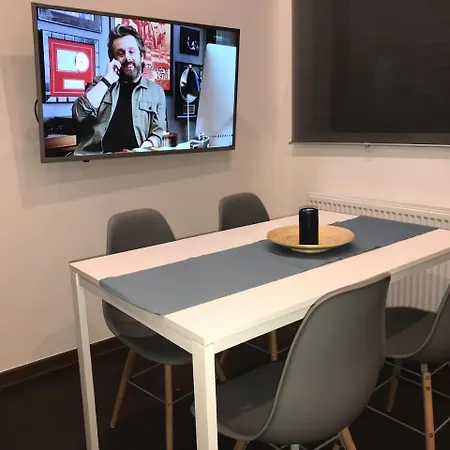 Family 5 Lux Vidik Apartment