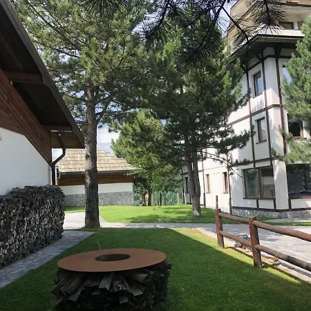 Family 5 Lux Vidik Apartment *